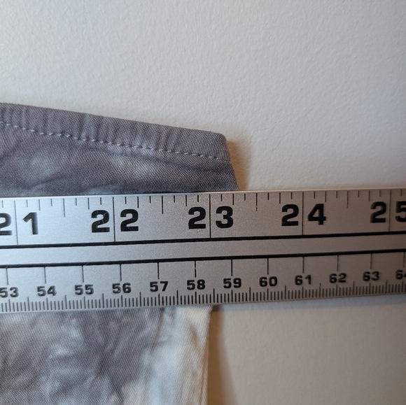 NWT TORRID AVA STRETCH CHALLIS GRAY TIE DYE CAMI TOP 1X Women - Picture 10 of 10